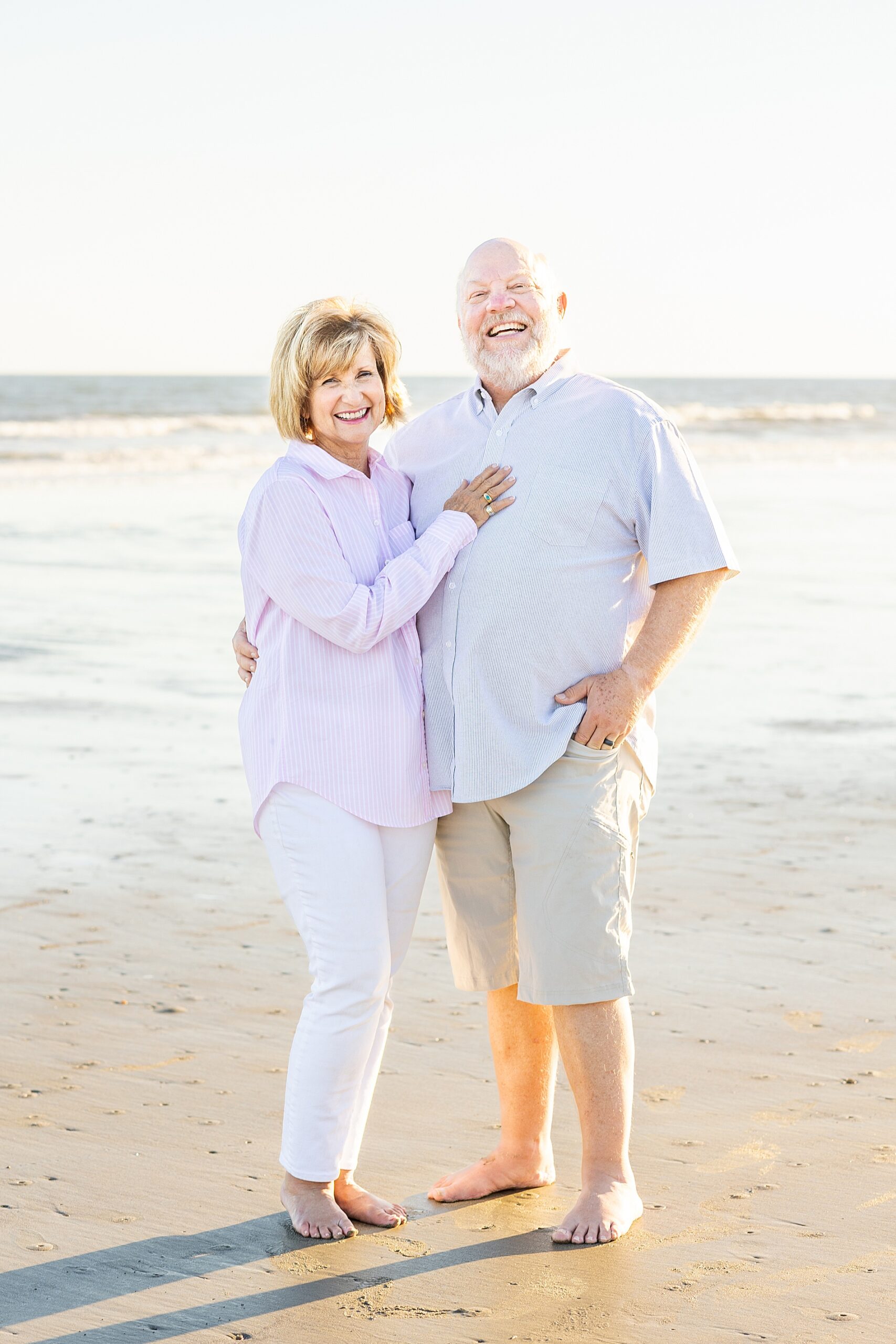 couple photos on the beach 