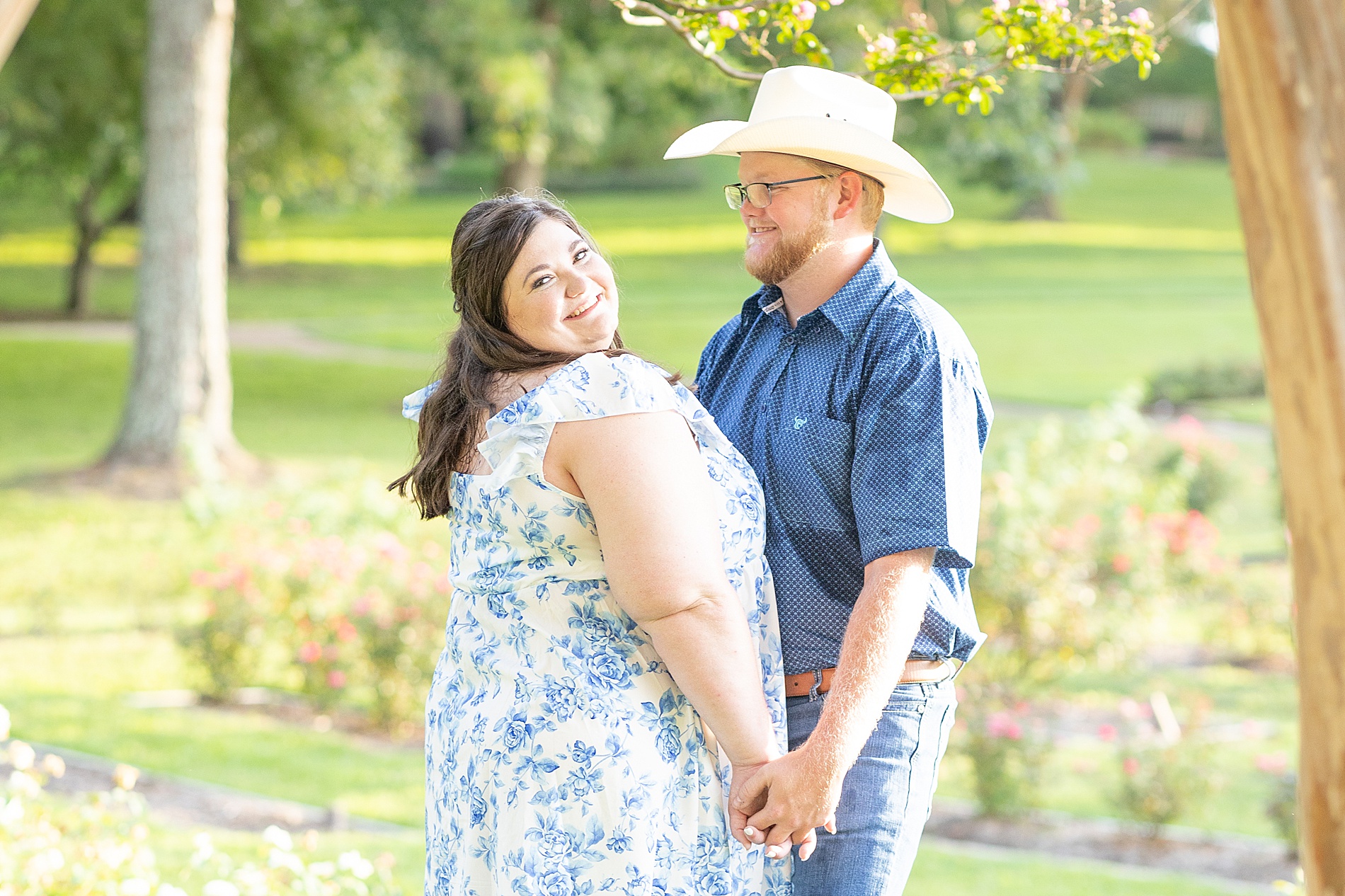 timeless engagement photos 