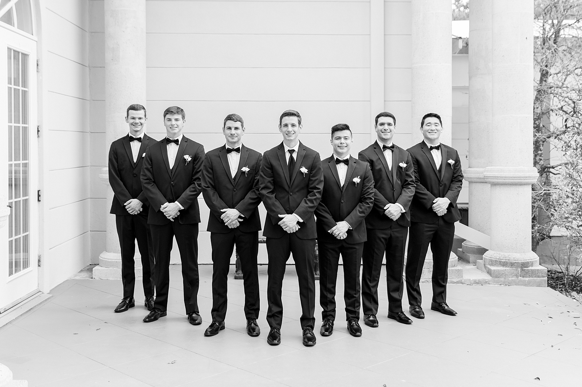 groom and groomsmen