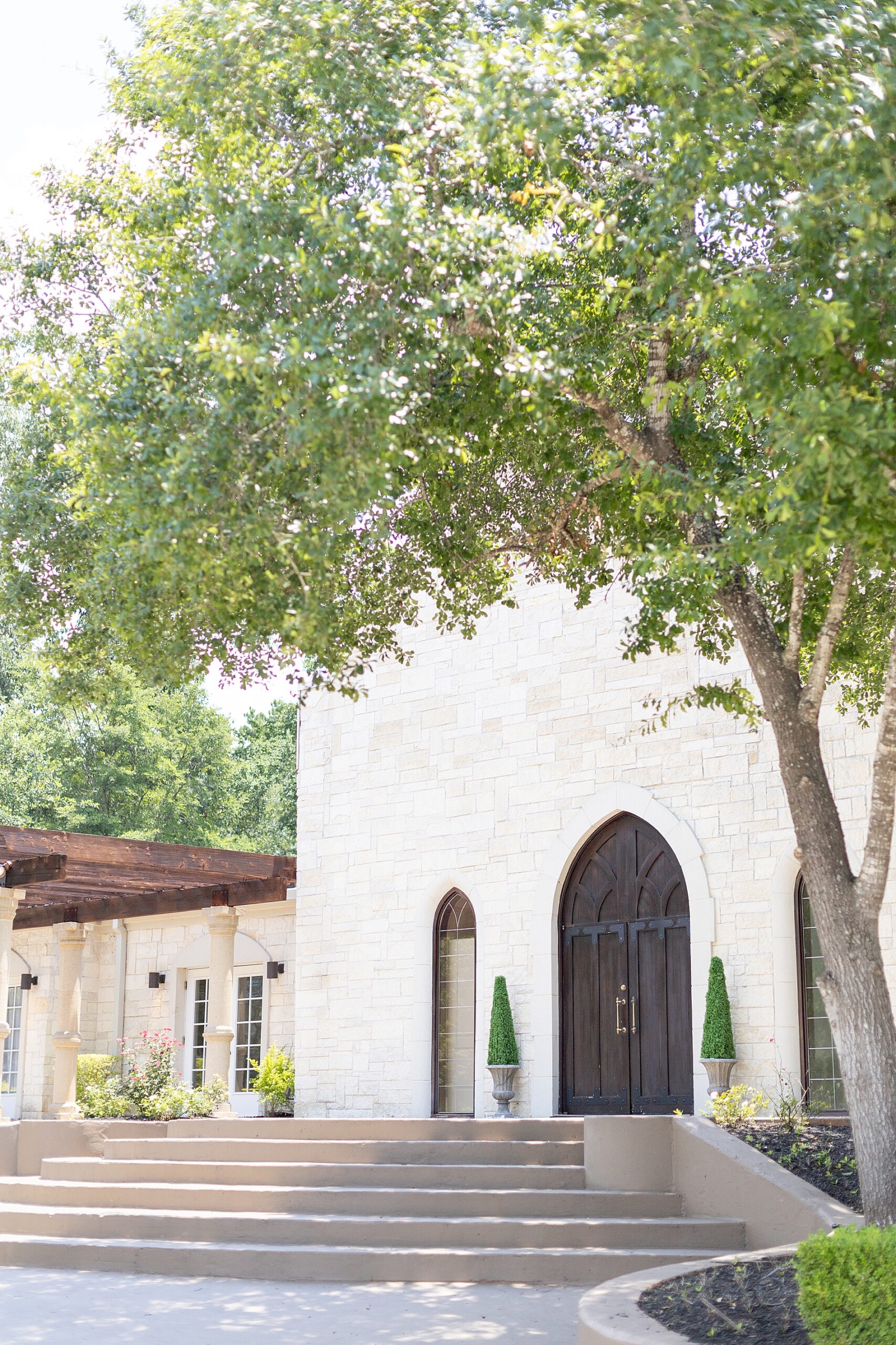 Classic Black and White Wedding at Ashton Gardens