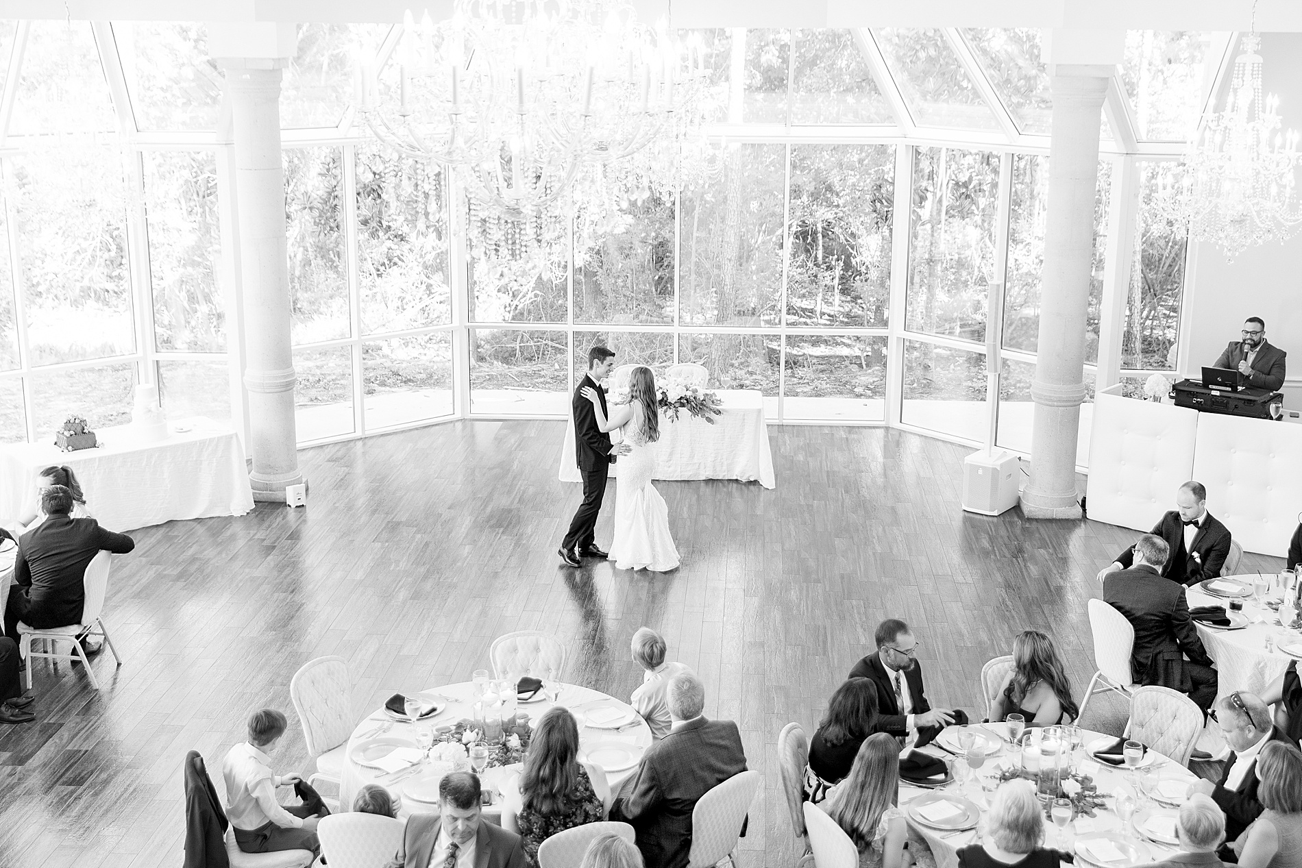 Classic Black and White Wedding at Ashton Gardens