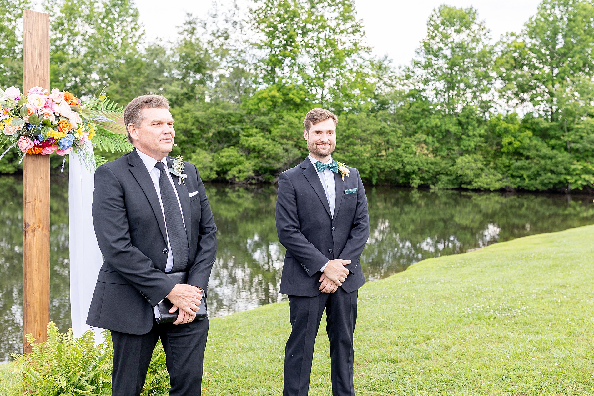 groom waits for bride at wedding ceremony