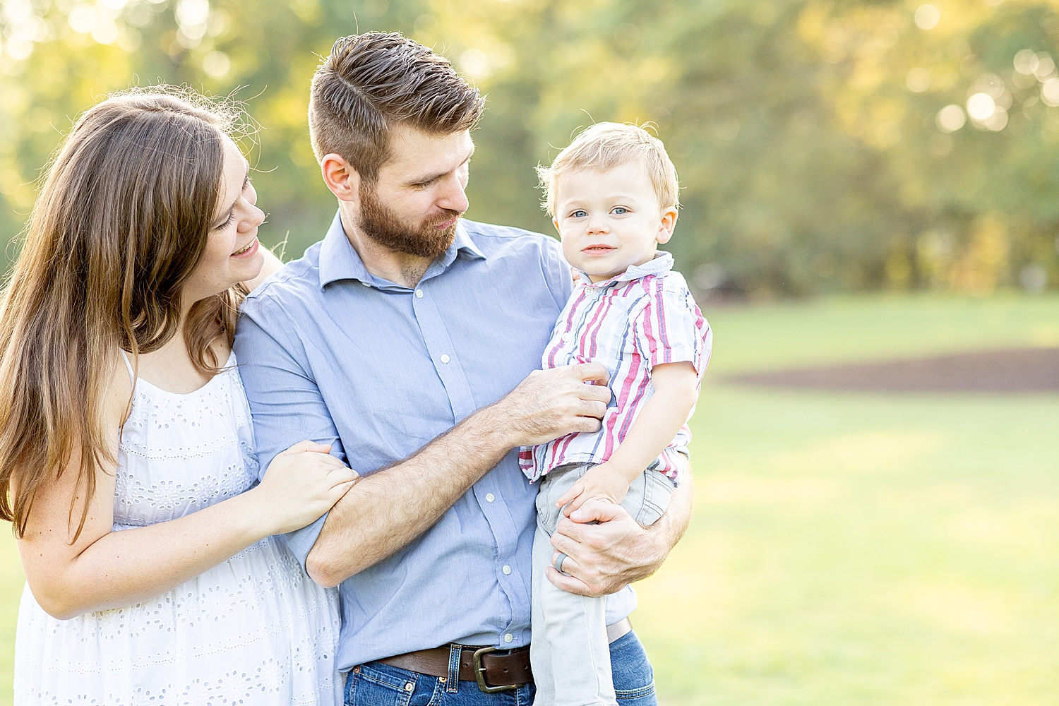 candid family portraits