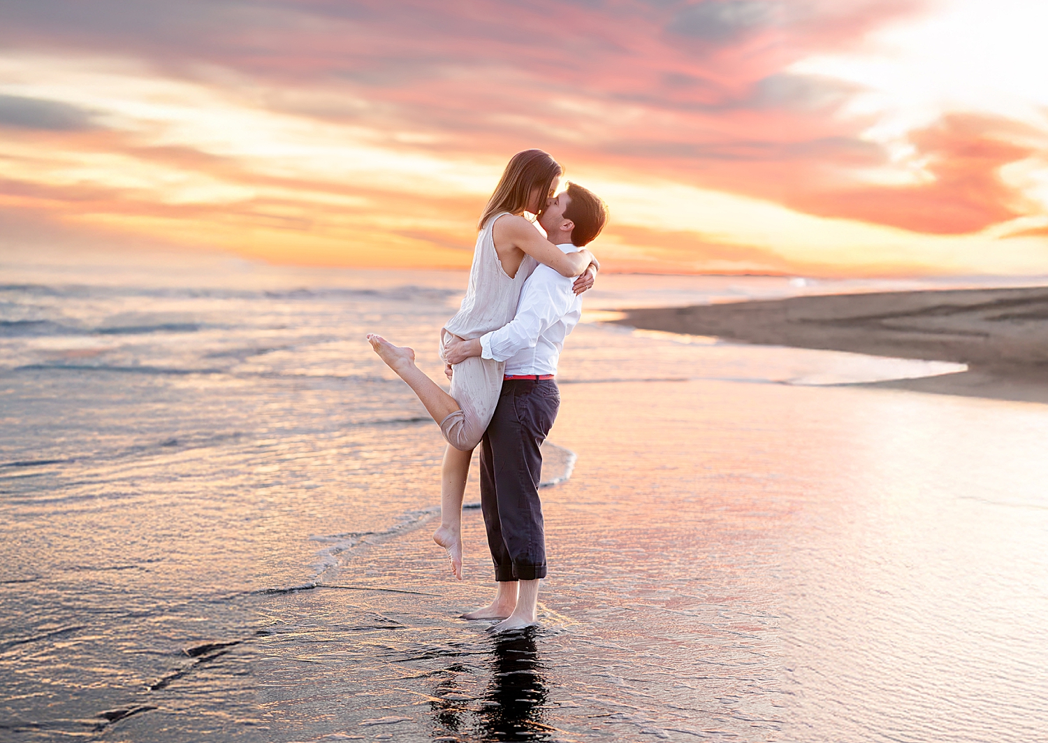 romantic sunset beach engagement photos 