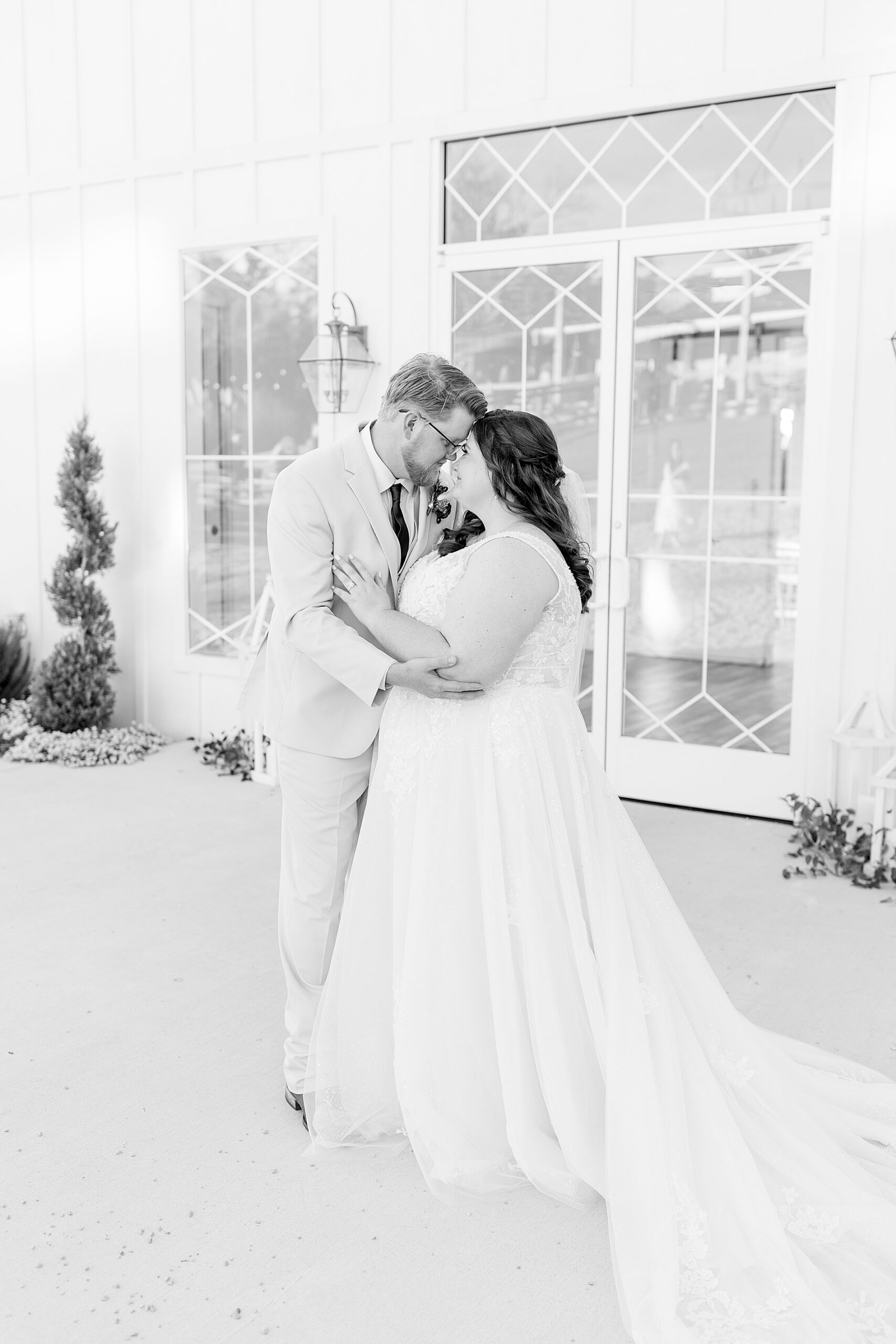 timeless wedding photos from Classic East Texas Wedding