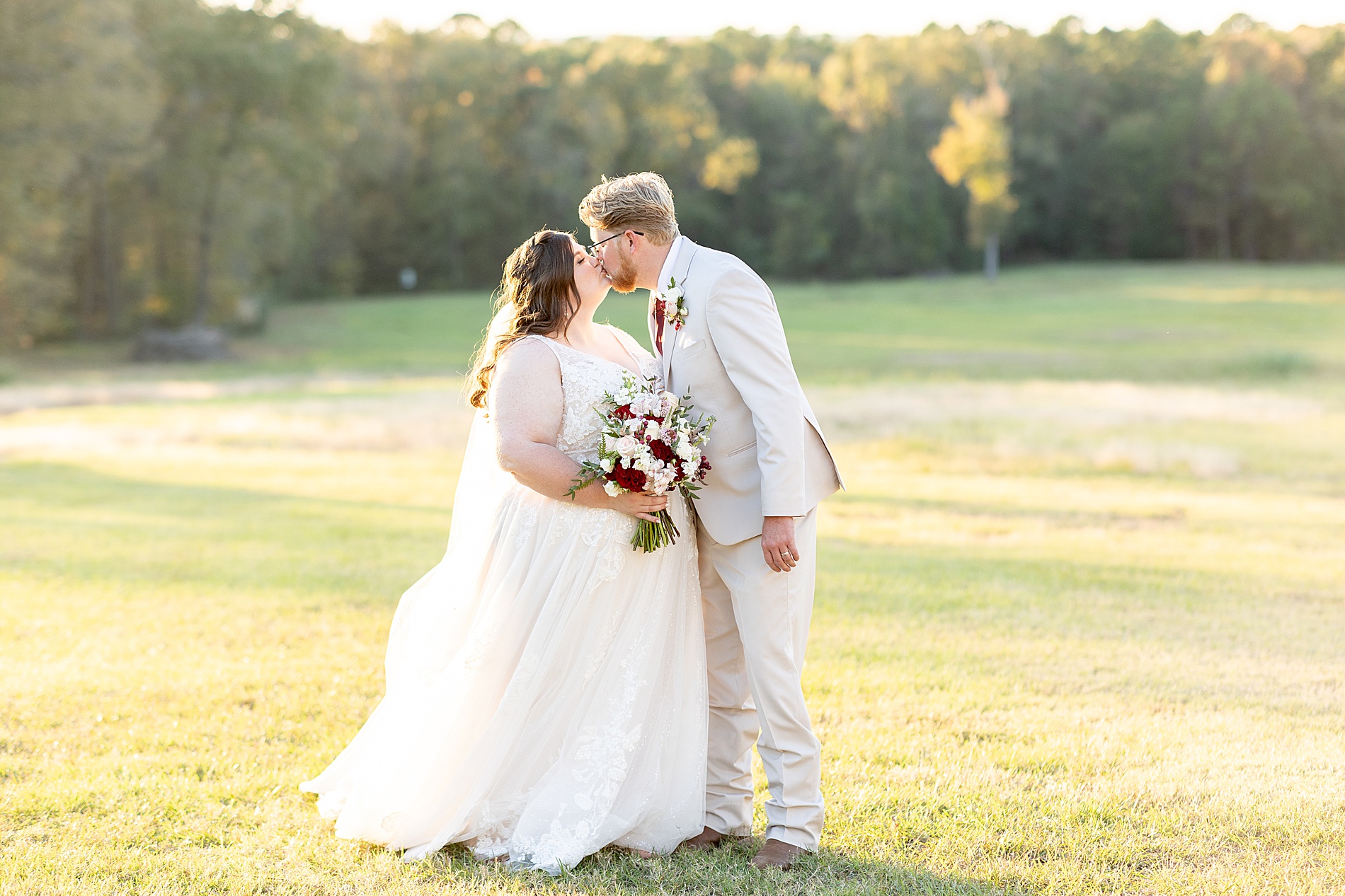 bride and groom photos from Classic East Texas Wedding