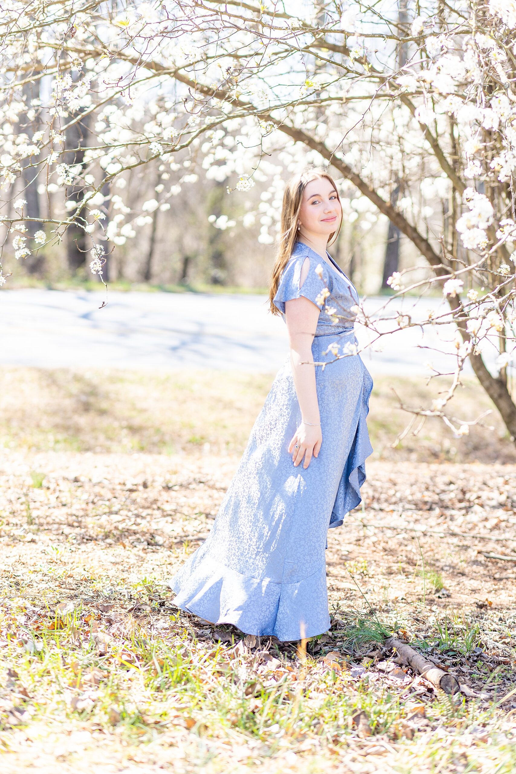 Dreamy Spring Senior Session at BridgeWay Station