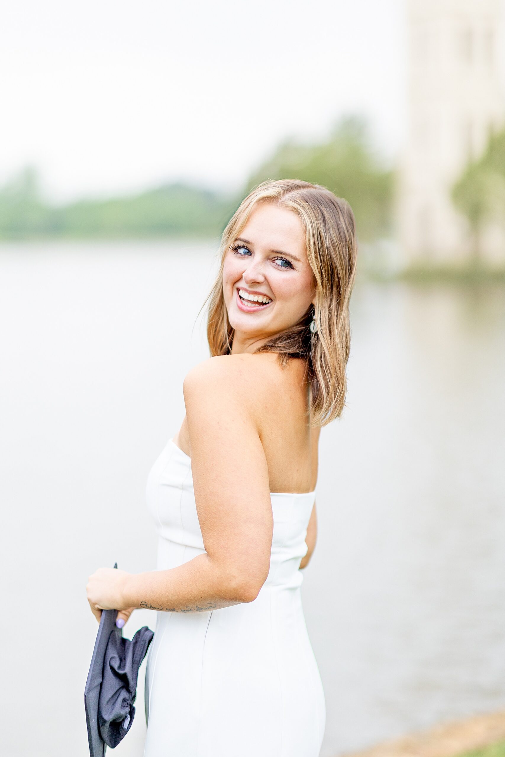 spring senior portraits