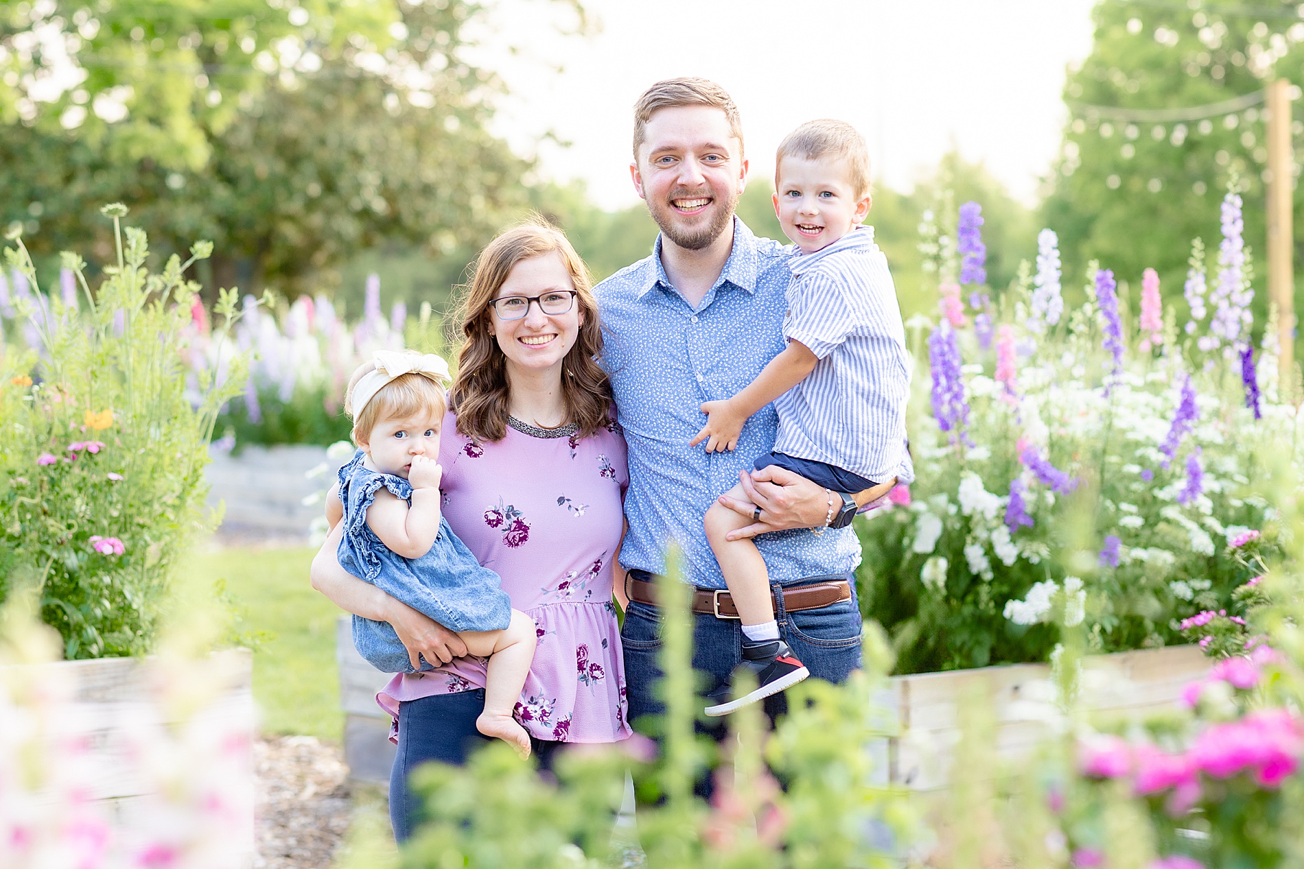 Spring Mini Sessions in Greenville, SC at Rabbit Crest Farms
