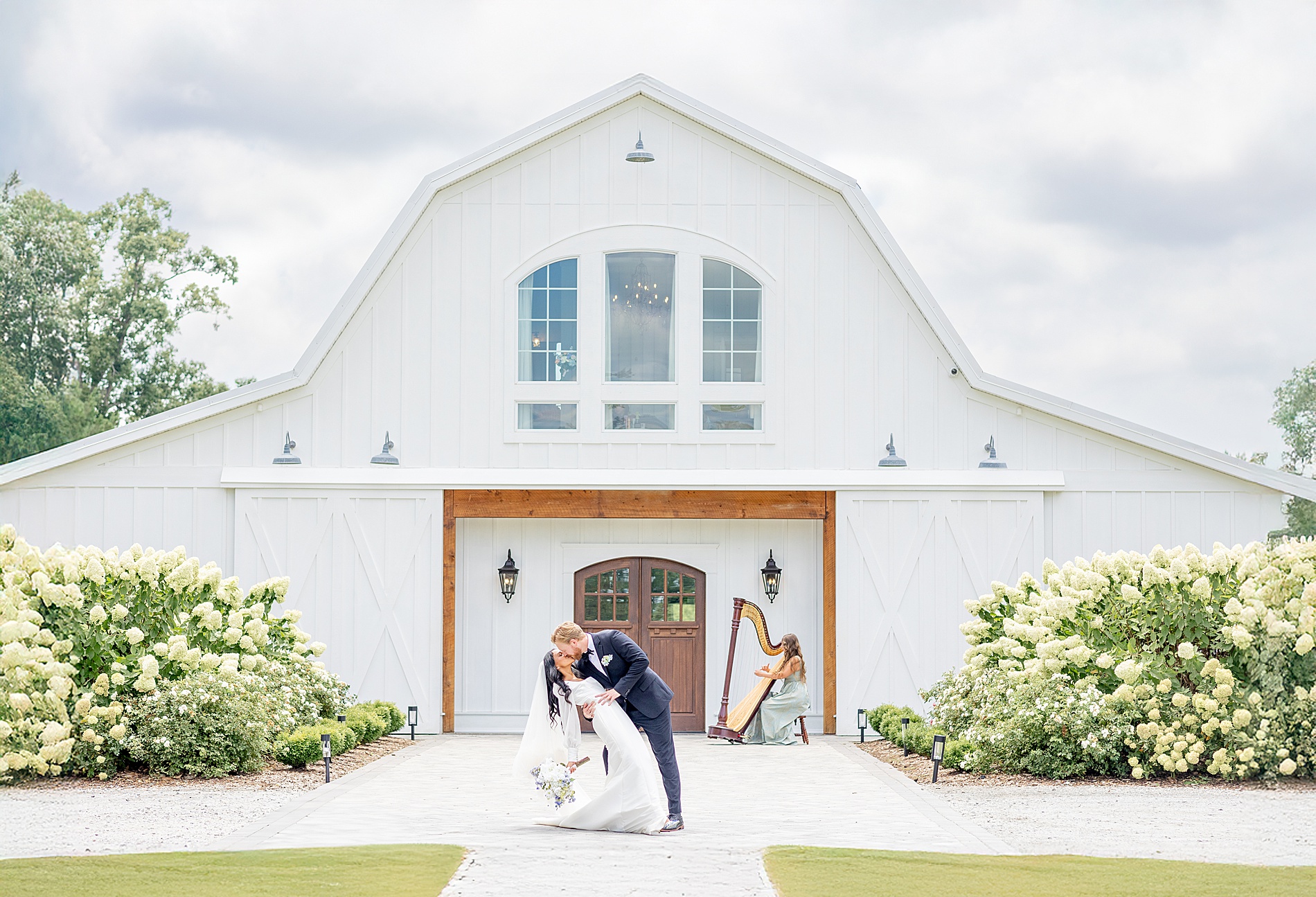 Romantic wedding photos from Luxury Styled Wedding at Heyward Manor with South Carolina Bride Magazine 