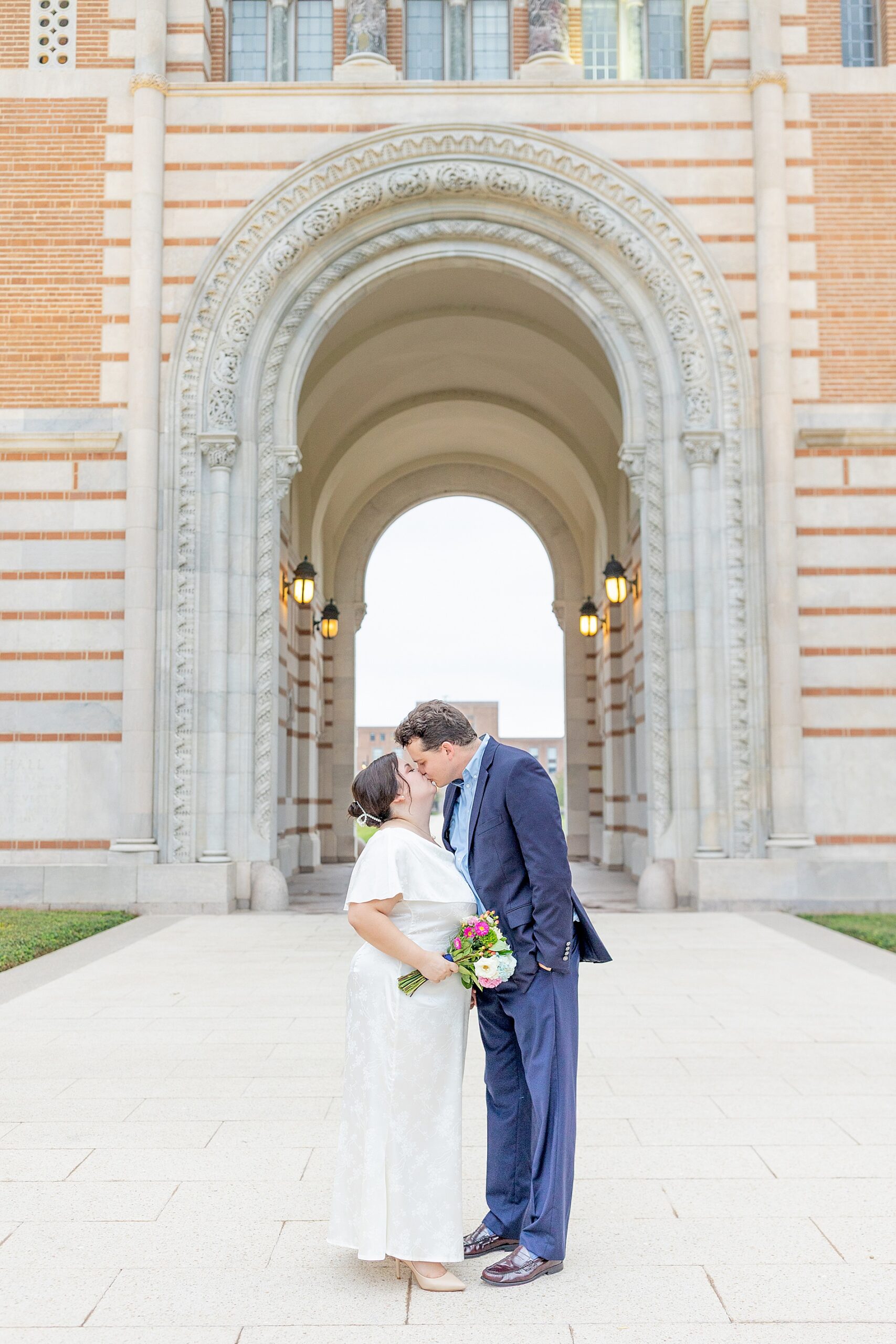 Houston Engagement photographer captures Rice University engagement session
