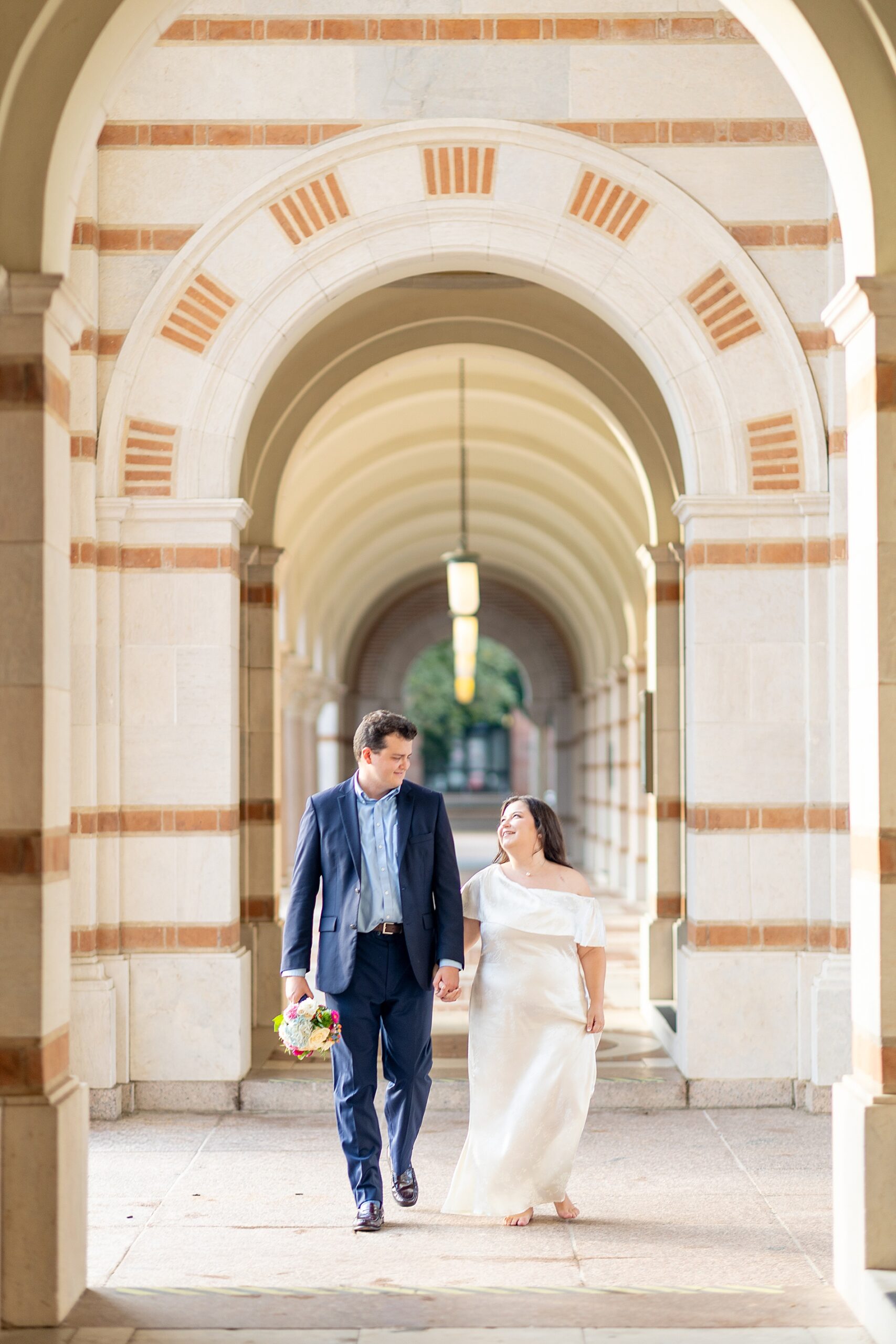 romantic engagement photos at Rice University
