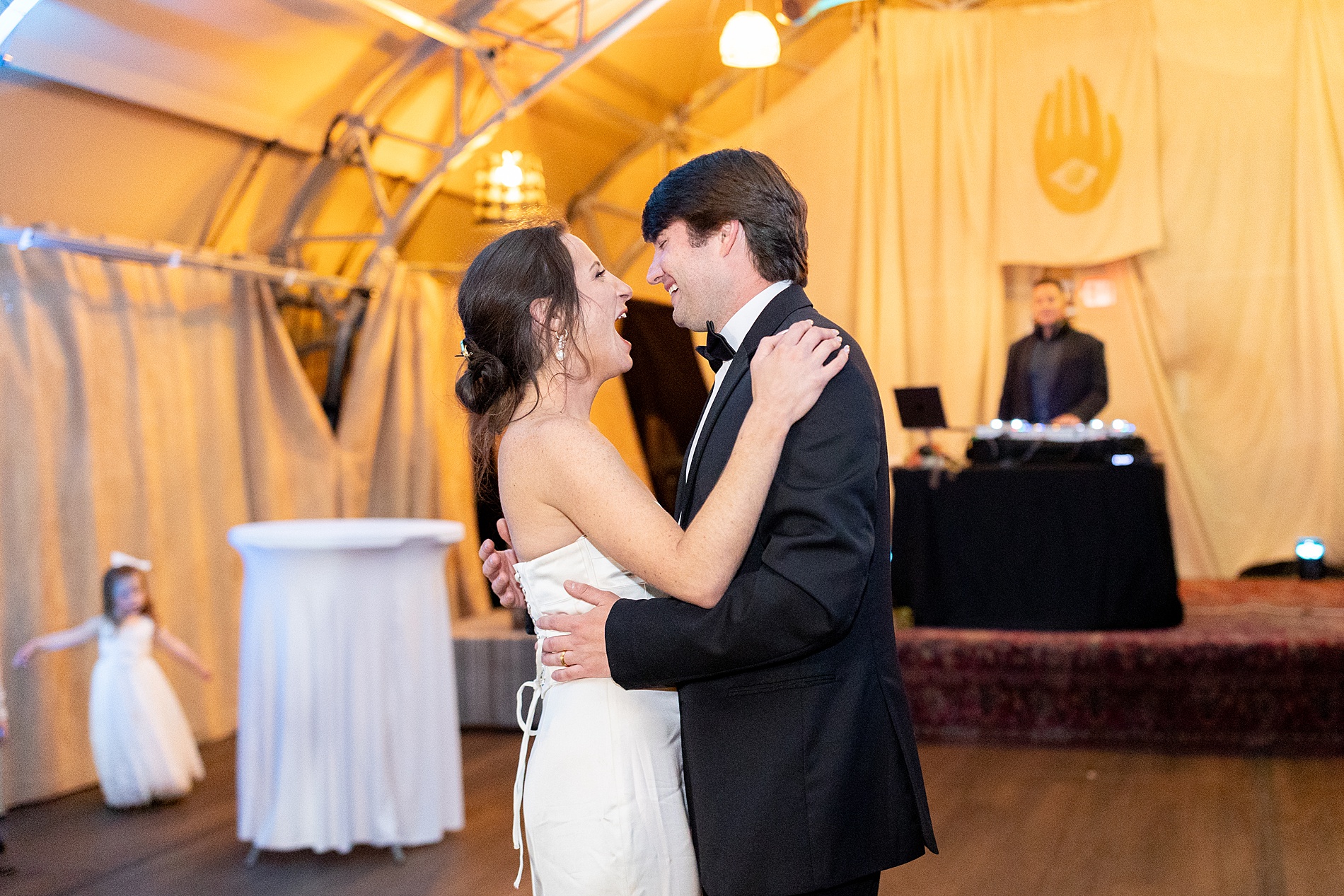 candid wedding portraits