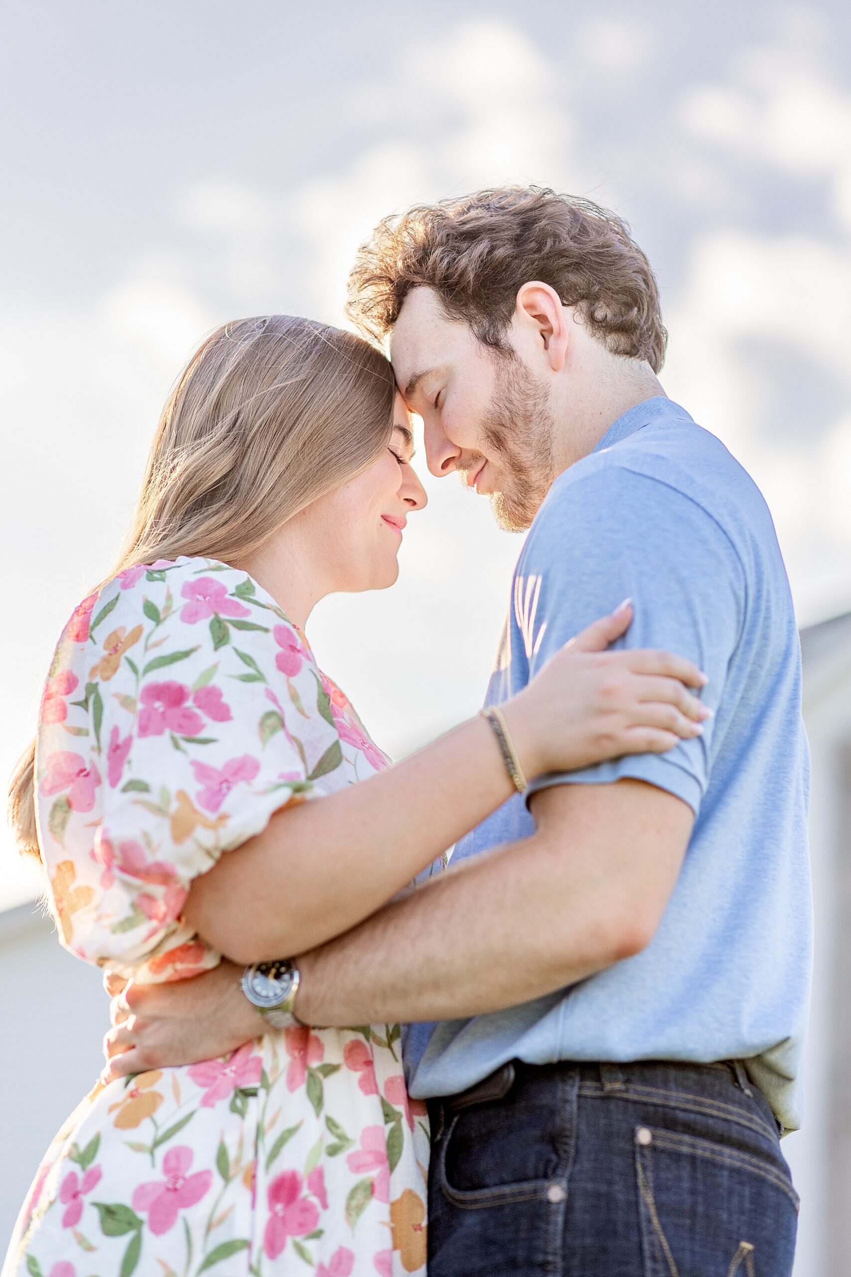 couple hug during engagement session