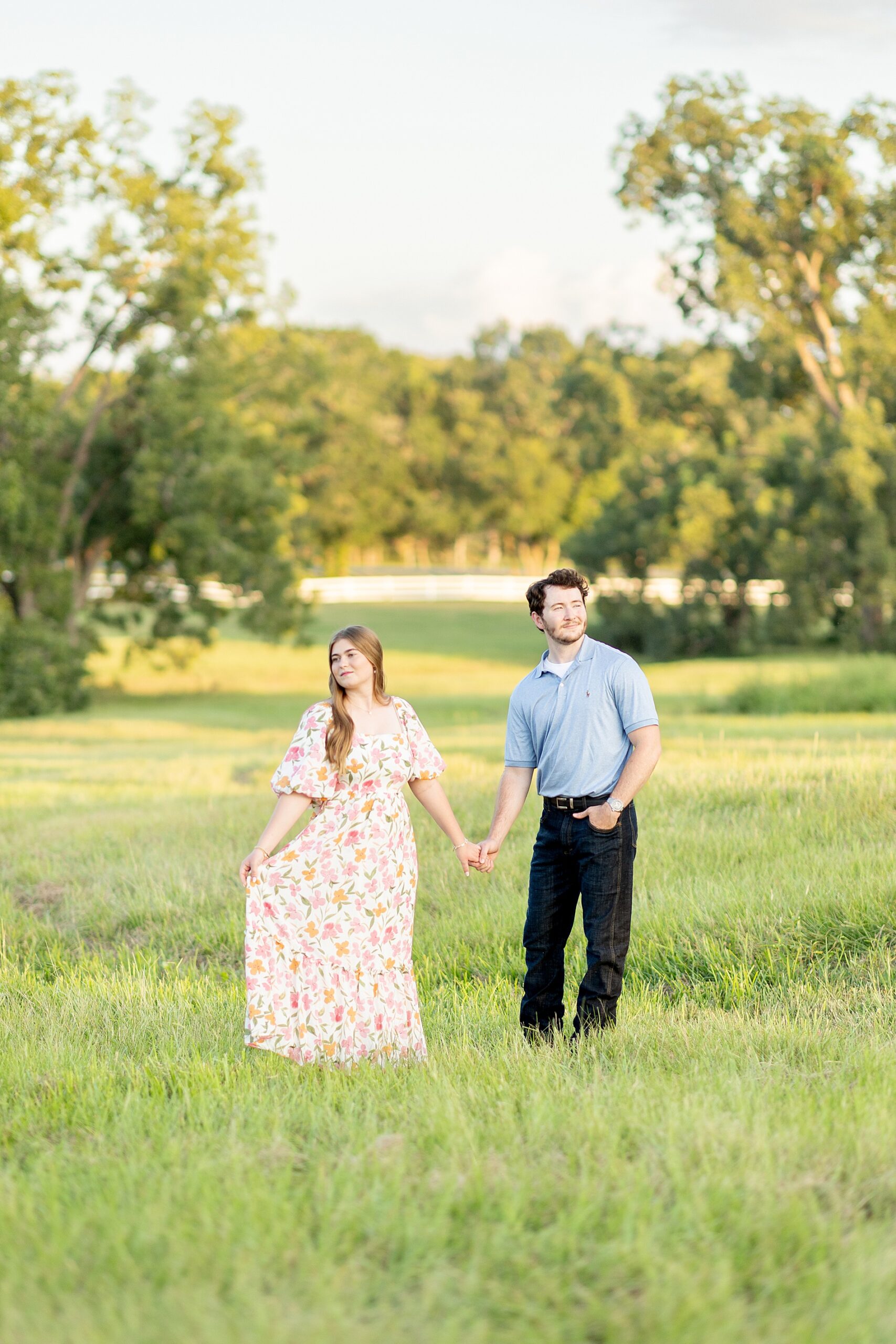 Houston photographer photographs summer engagement session 