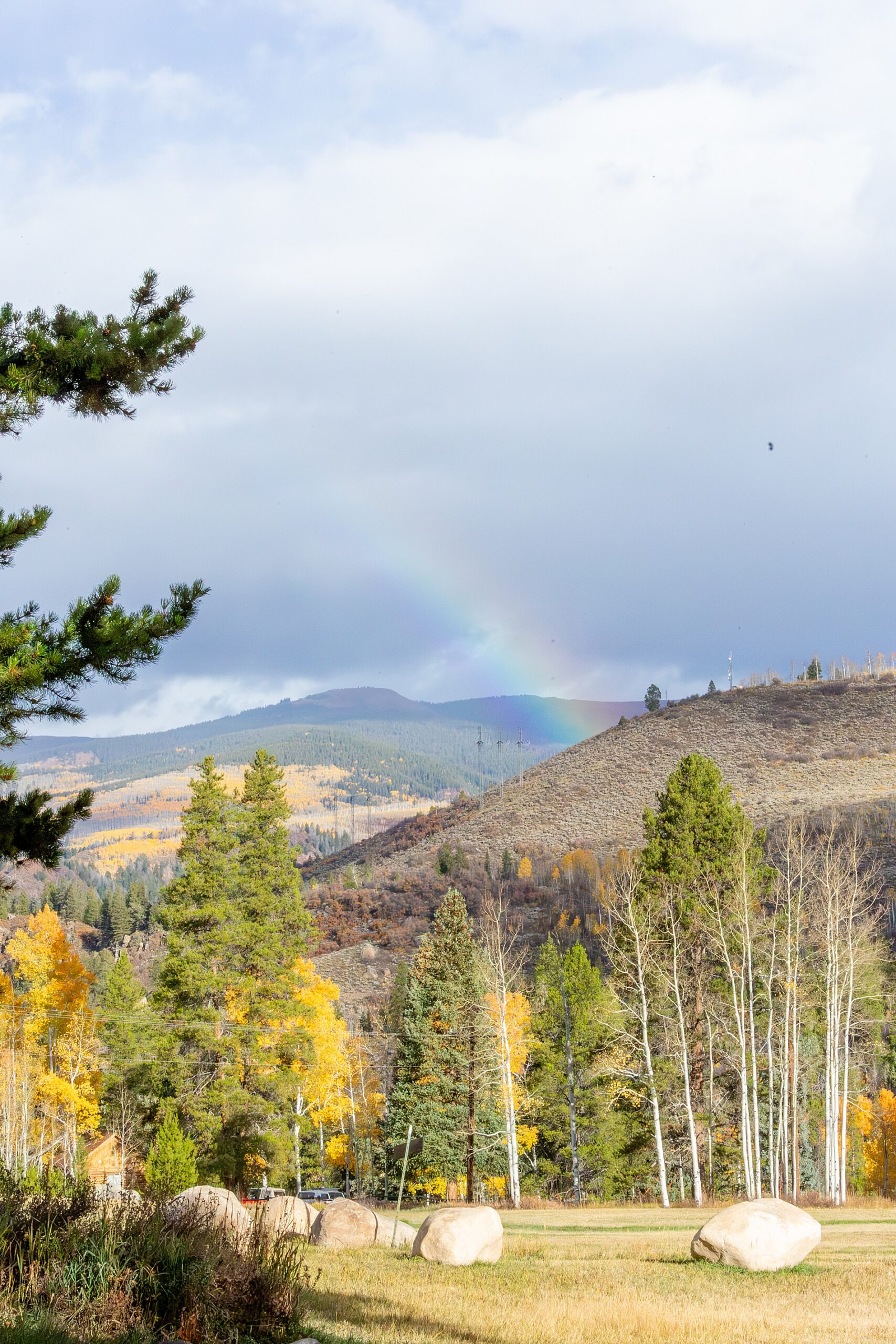 Vibrant Aspen, Colorado Wedding weekend at Beyul Retreat