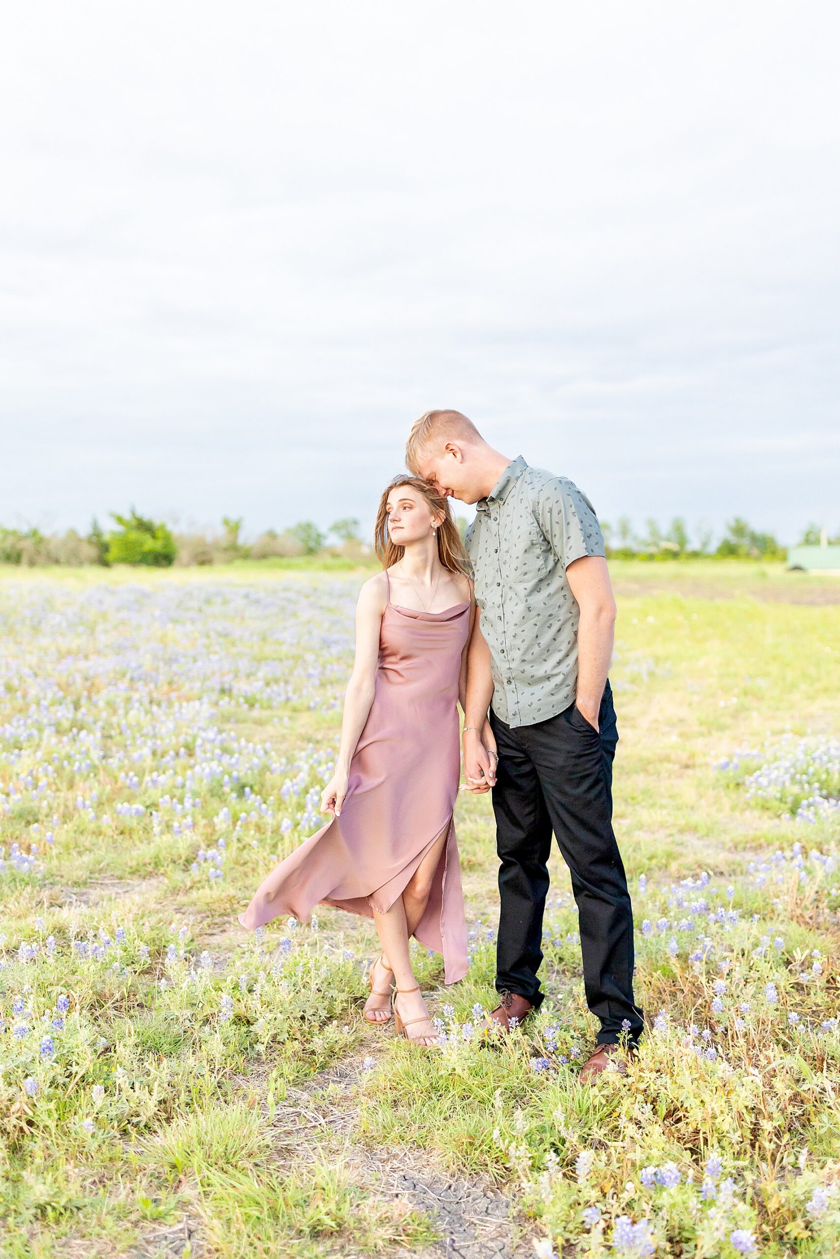 Texas bluebonnet engagement session in Brenham, TX