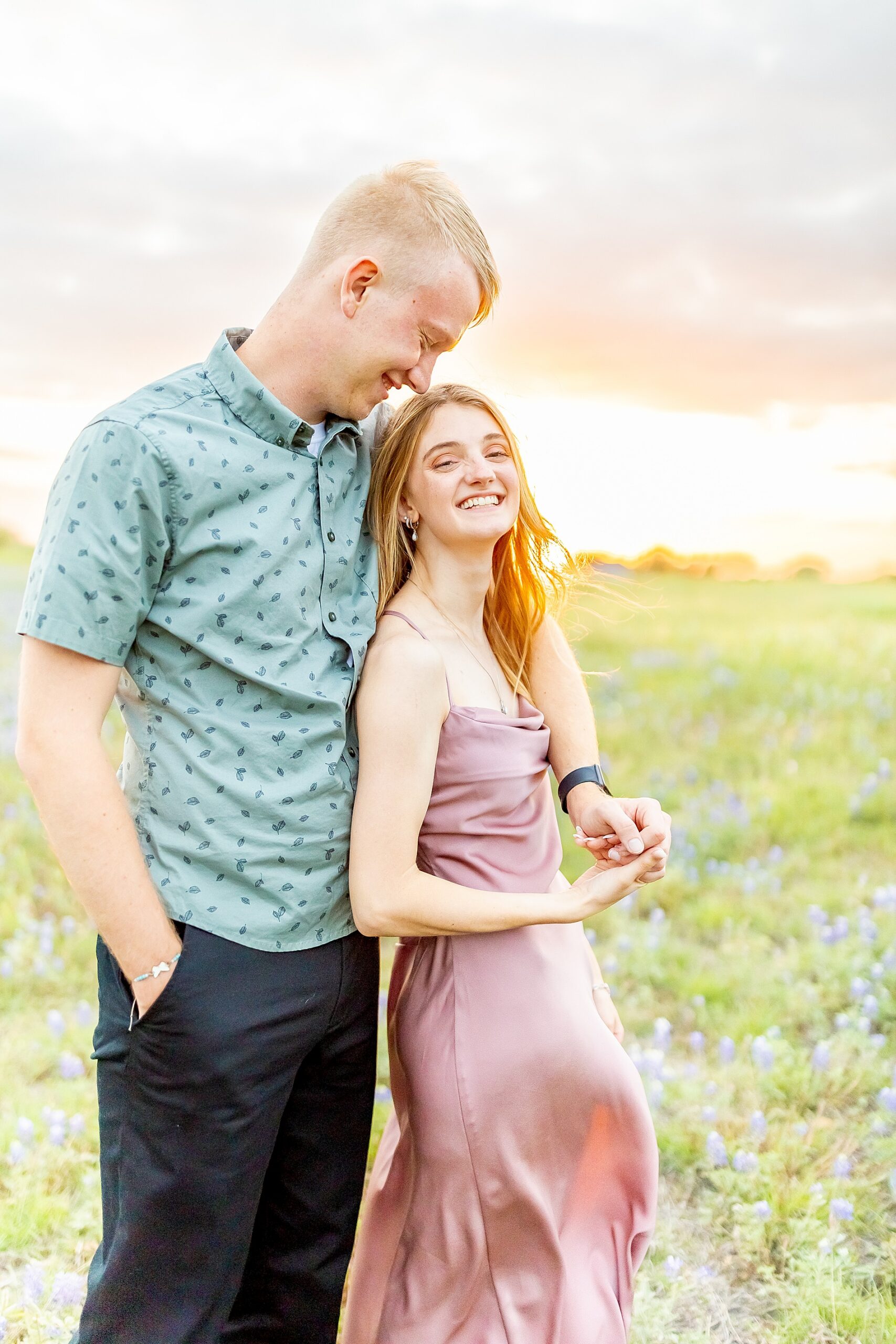 romantic bluebonnet engagement session