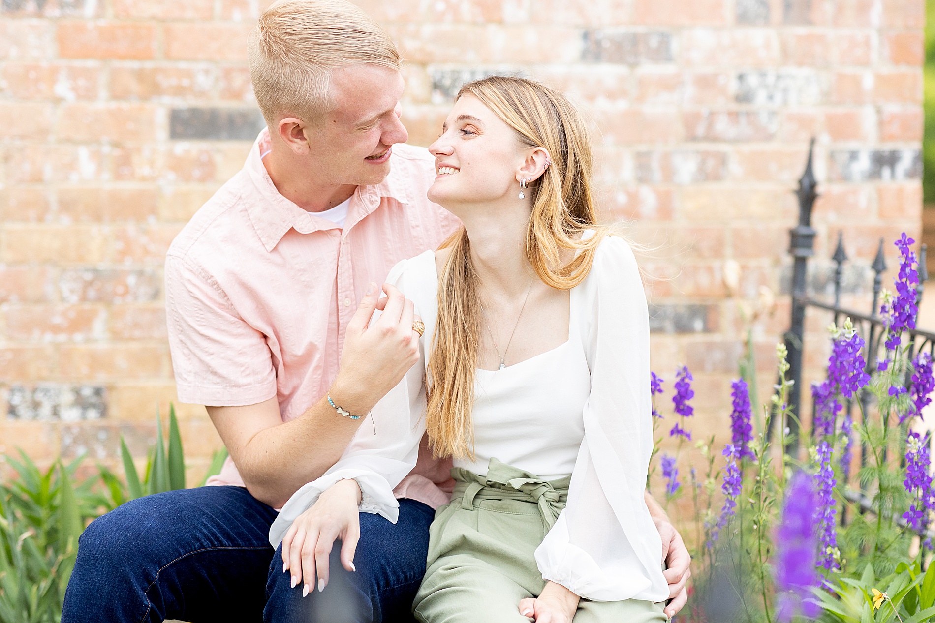 Texas bluebonnet engagement session in Brenham, TX