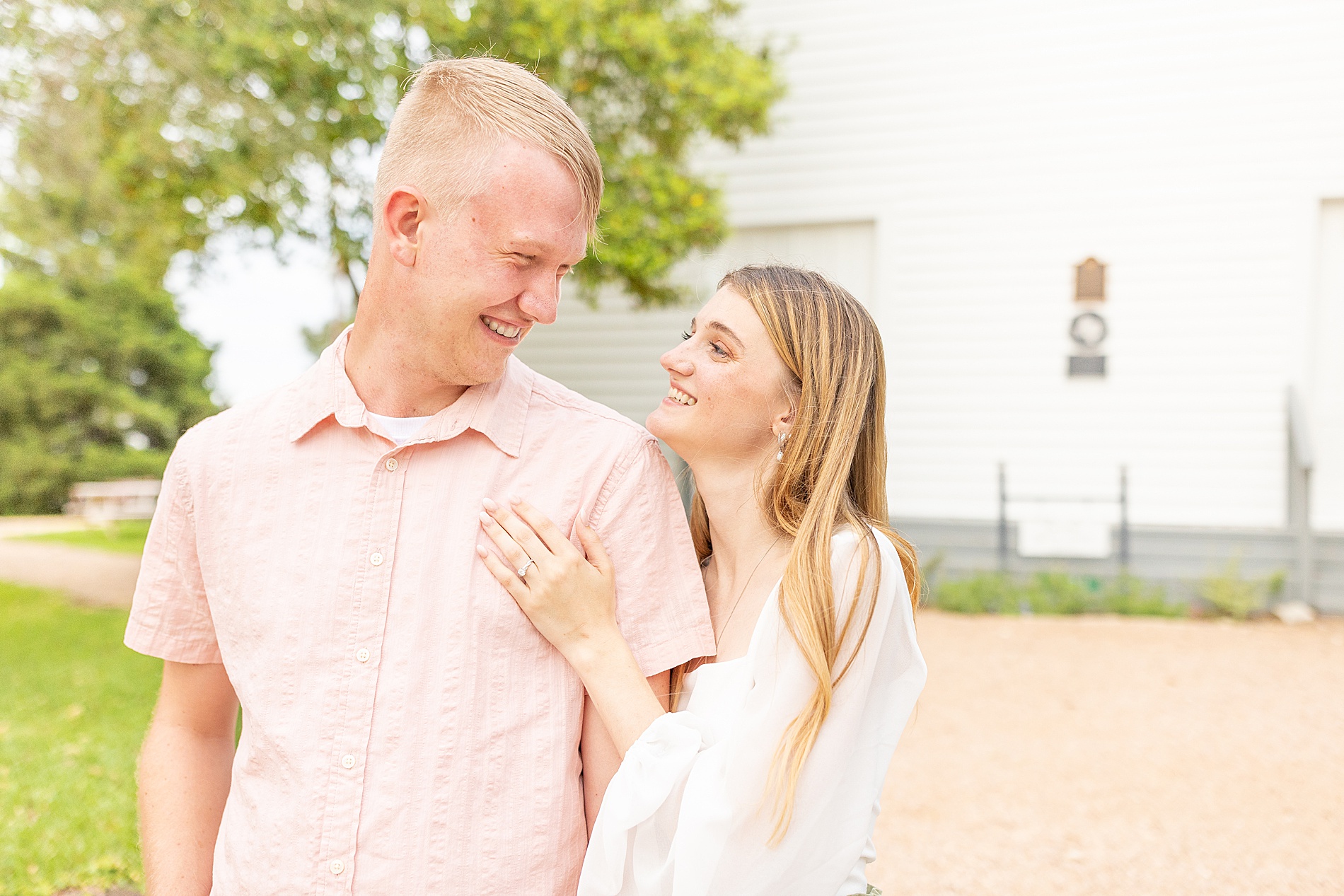 Texas Blue Bonnet Engagement Session