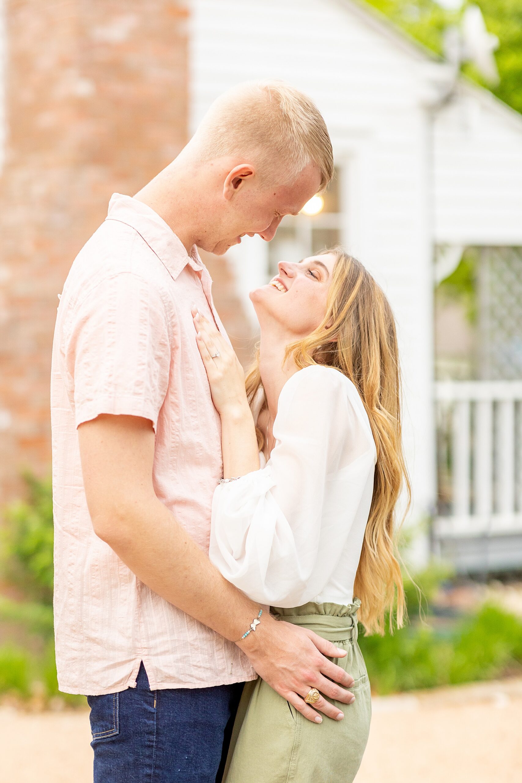 Downtown Chapel hill, Texas engagement session