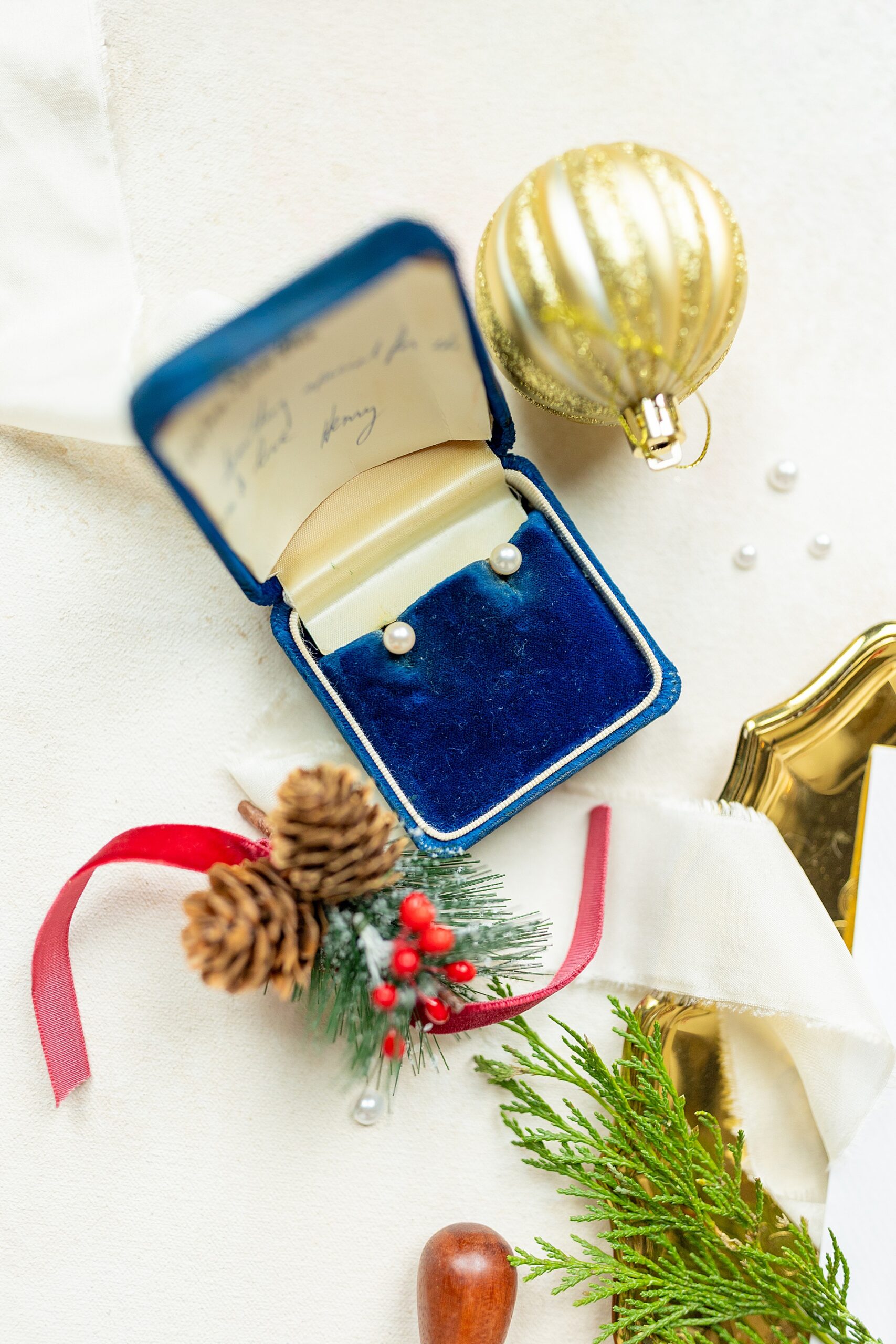 bridal details and festive wedding details 