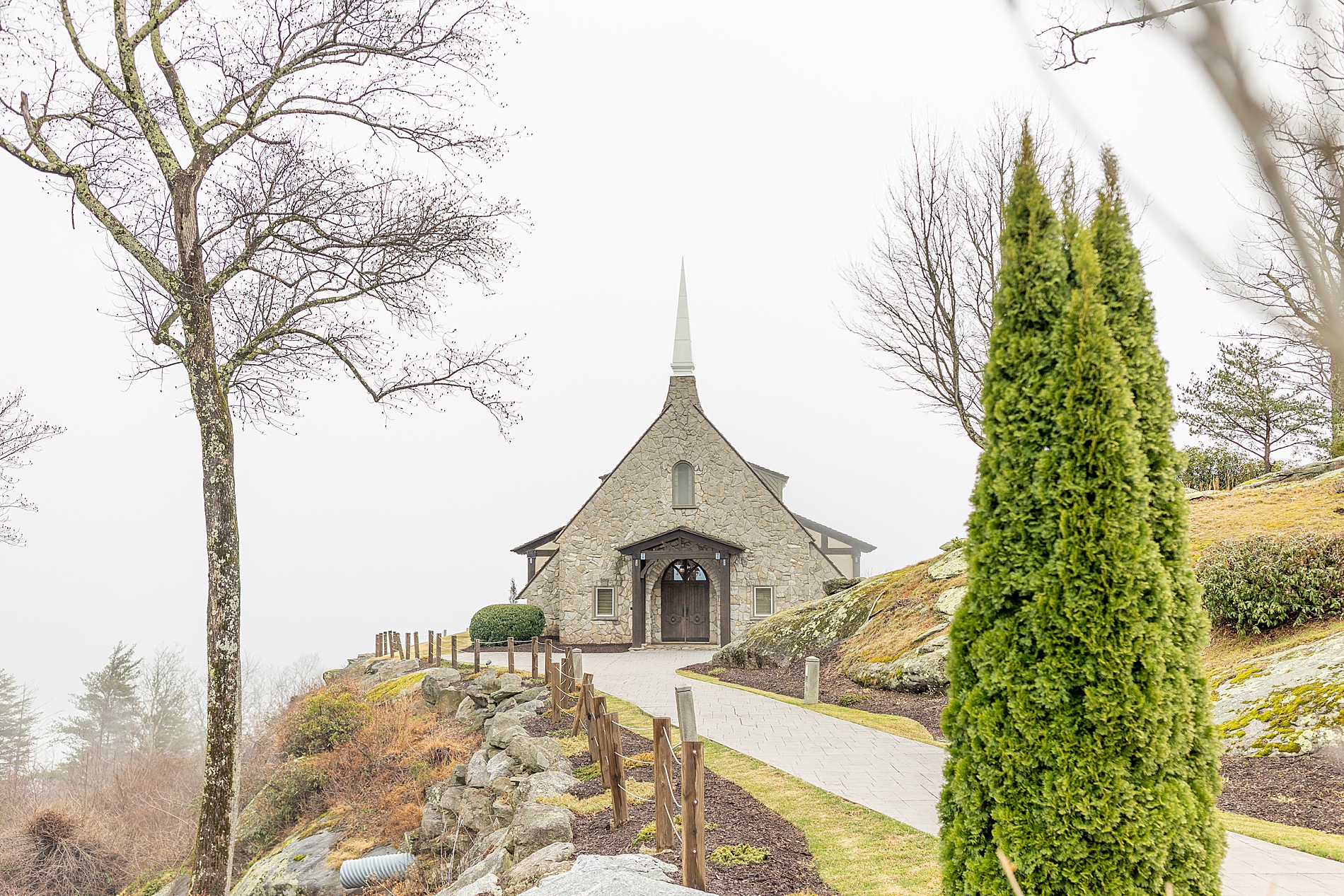 The Cliffs at Glassy Chapel Wedding in the Blue Ridge Mountains