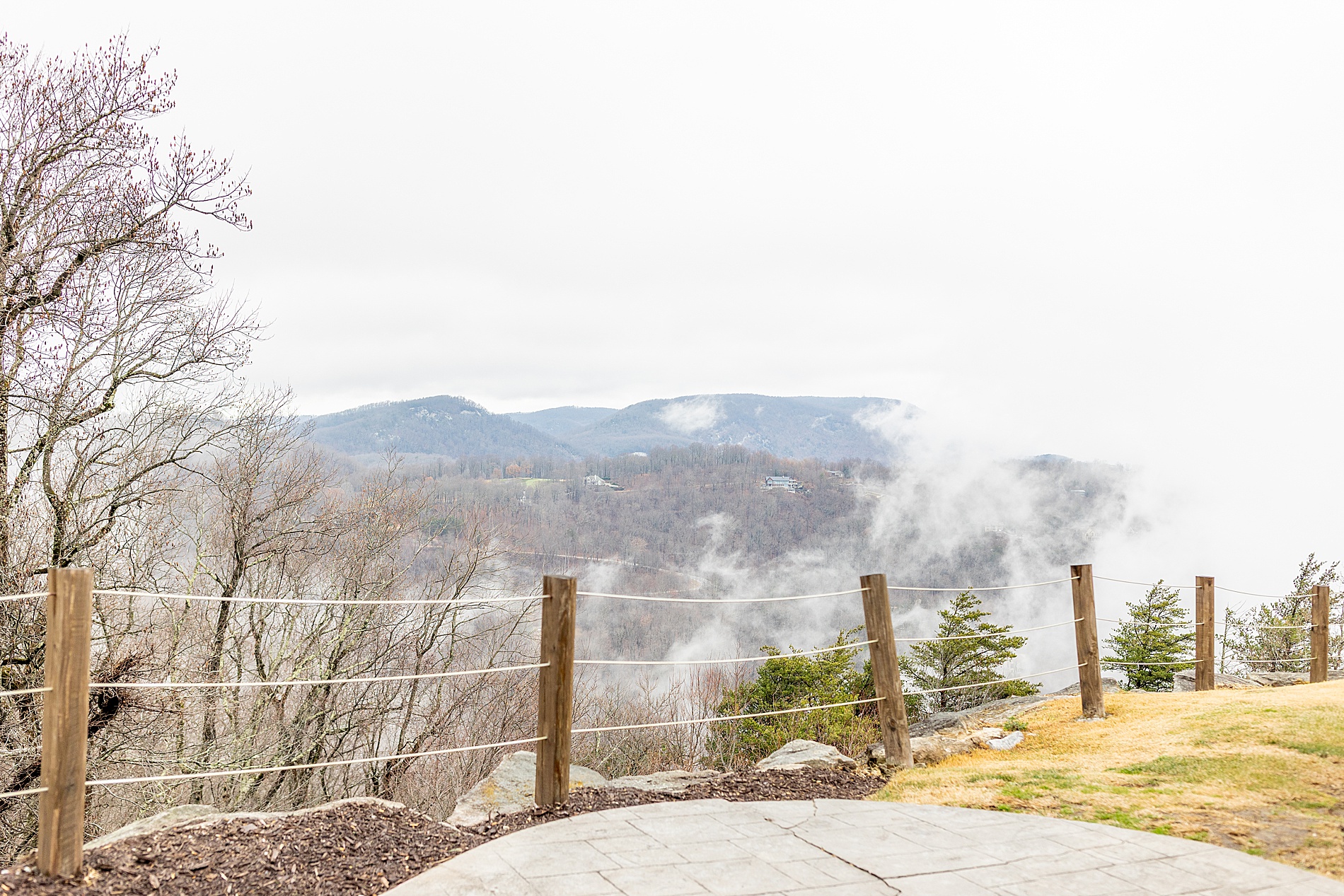 The Cliffs at Glassy Chapel winter Wedding  