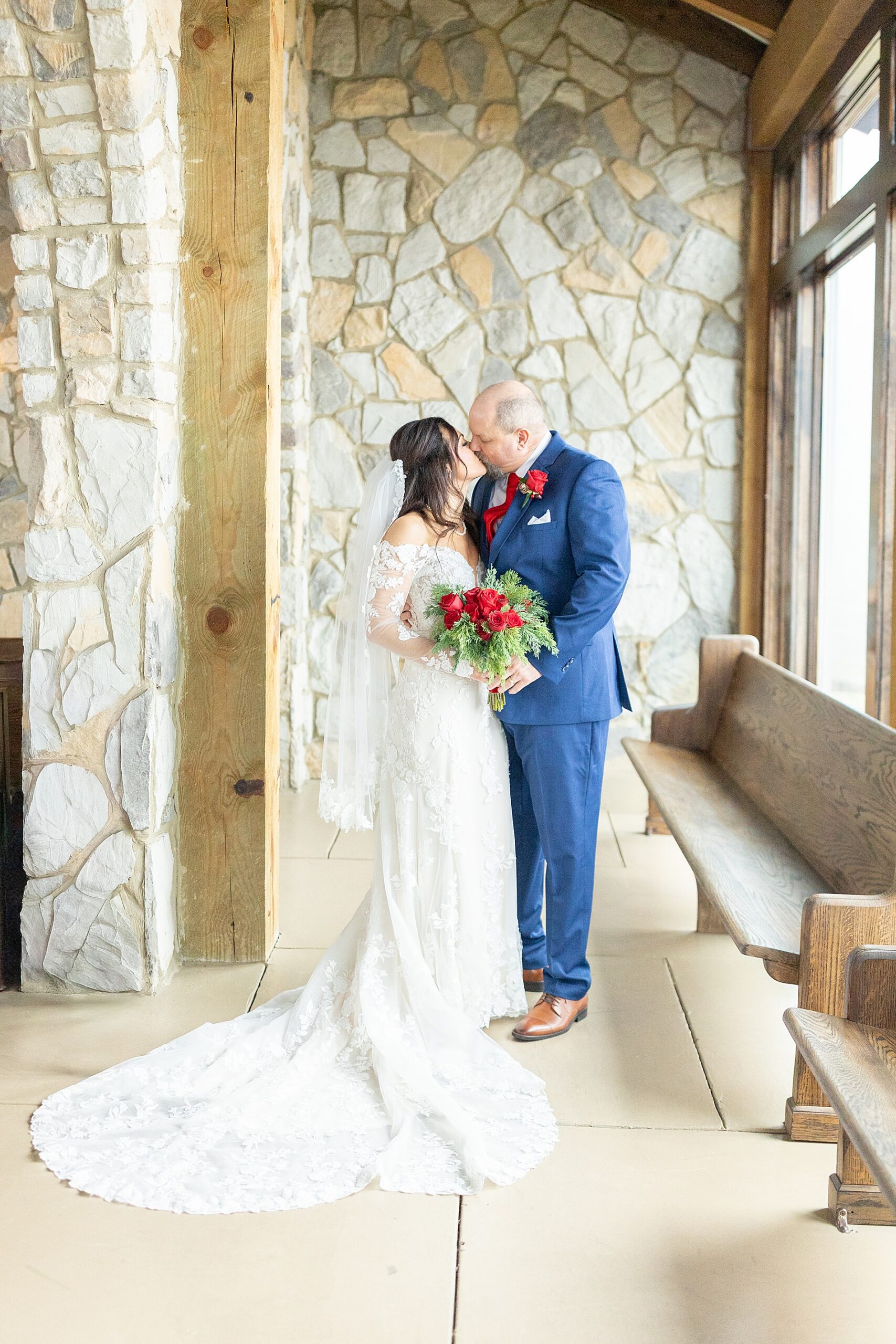newlyweds kiss 