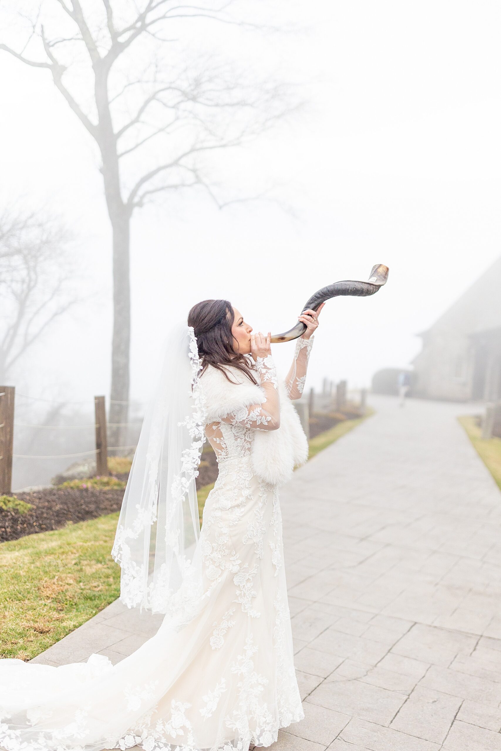 bride blows a shofar 
